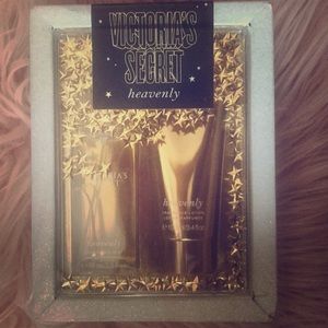 Victoria Secrets mist & lotion